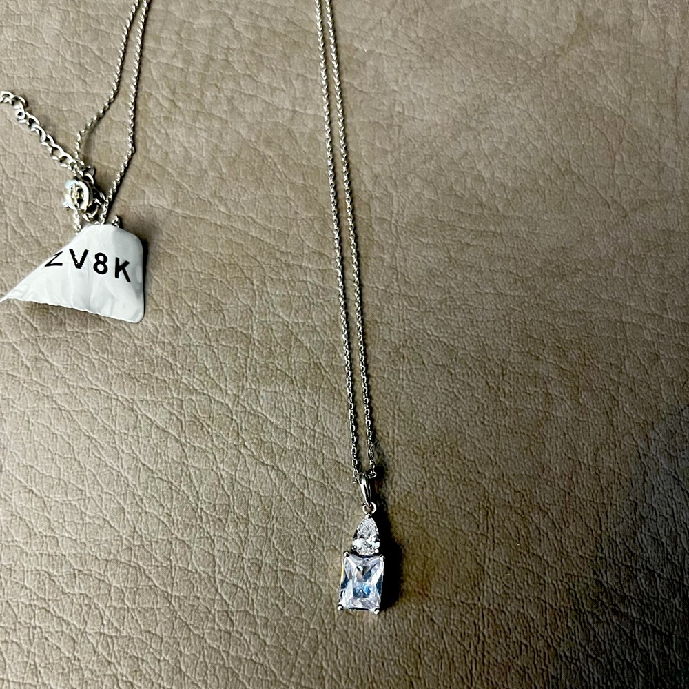 Charmed Aroma | Necklace